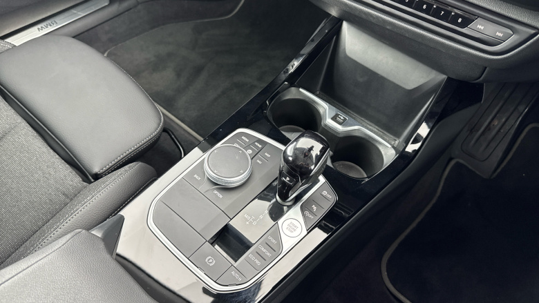 BMW 2 Series 218i Sport 4dr DCT Petrol Saloon